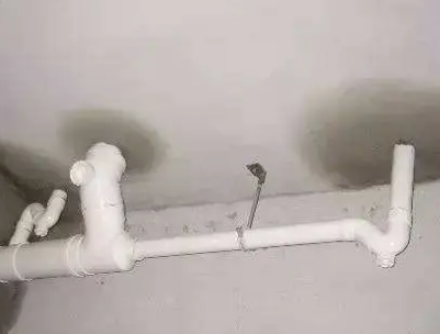 会泽卫生间测漏水的几种情景